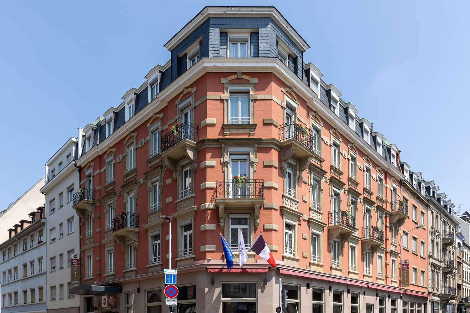 hotel