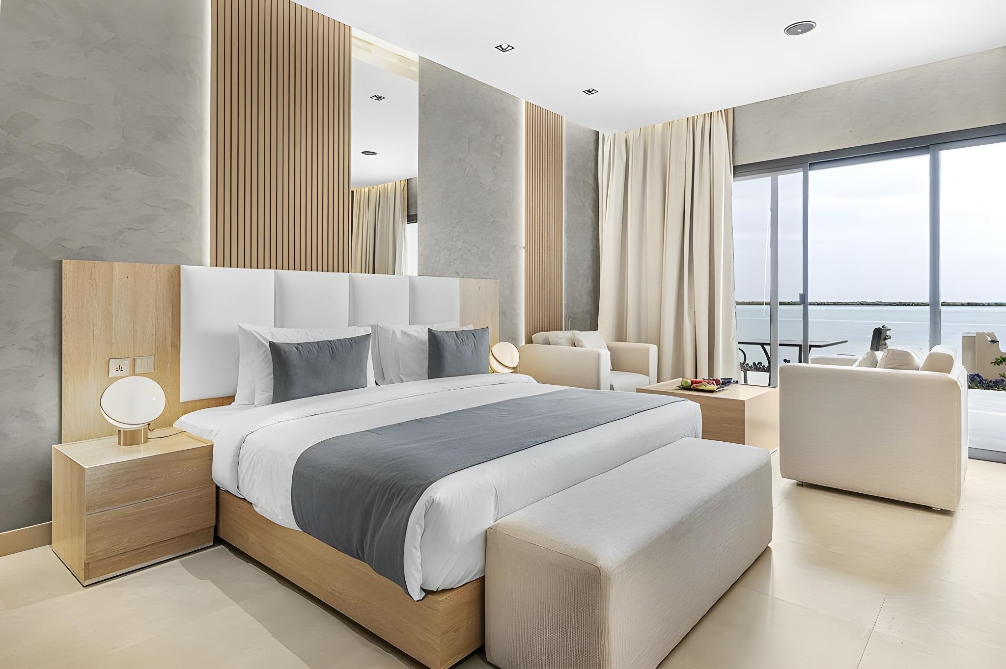 Executive, Suite, Sea View