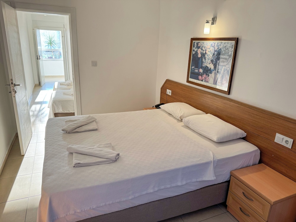 Ekici Hotel 40/65