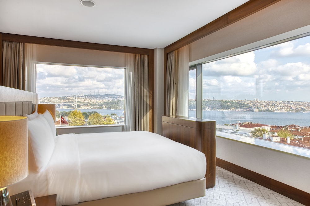DELUXE, SUITE, BOSPHORUS VIEW, KITCHEN, LOUNGE ACCESS