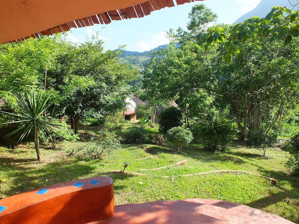 Chiang Dao Roundhouses 32/47