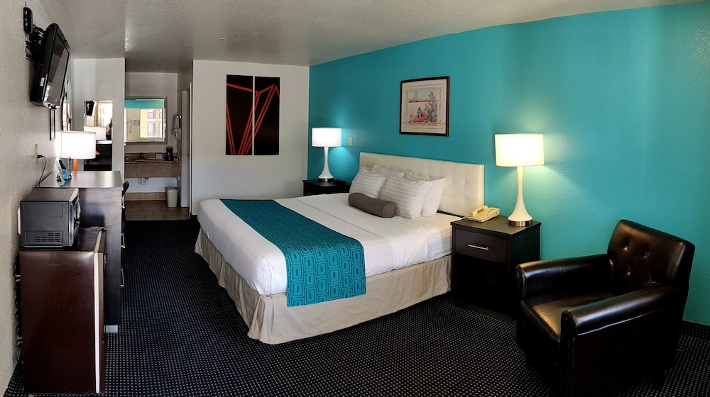 Room, King Bed