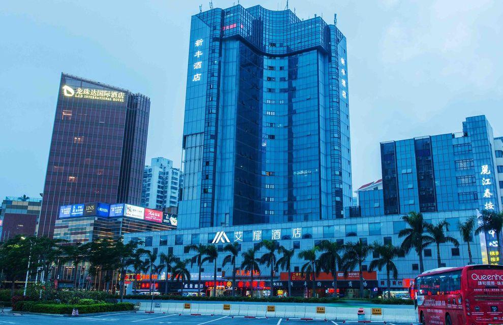 7 Days Premium (Zhuhai Gongbei Port Square Light Rail Station) 13/58