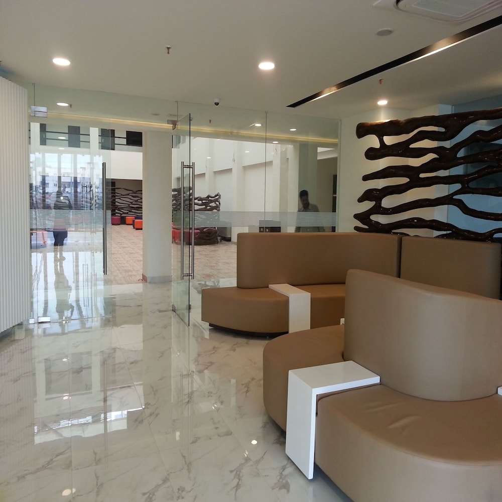 Ambar Sarovar Portico 36/48