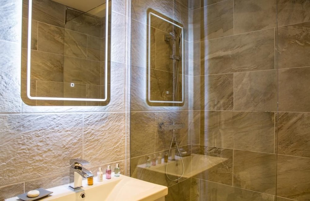 Winckley Square Hotel 44/50