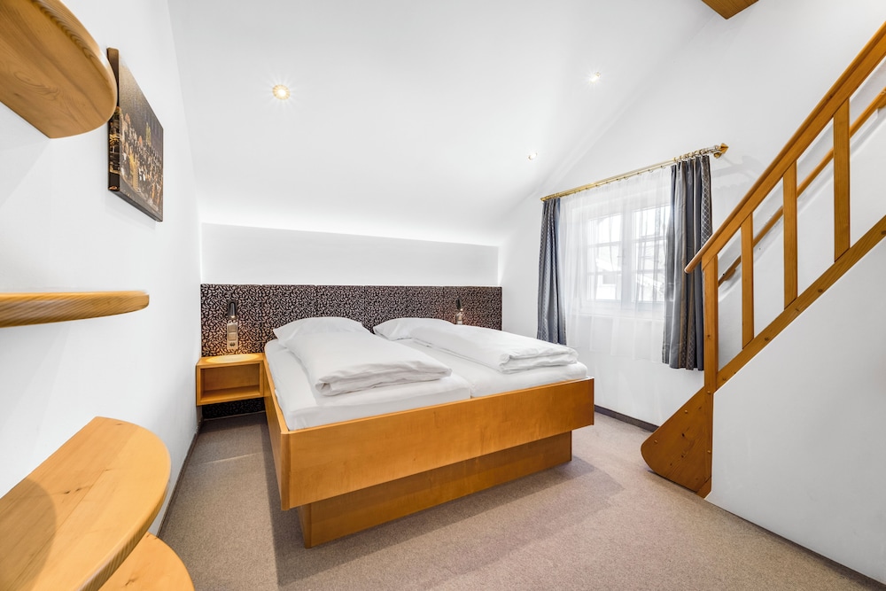 Das Grune Hotel Zur Post - 100 Bio 26/74