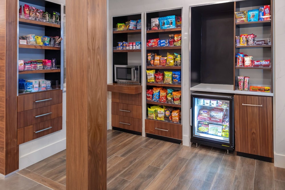 Courtyard by Marriott Memphis East/Galleria 7/26