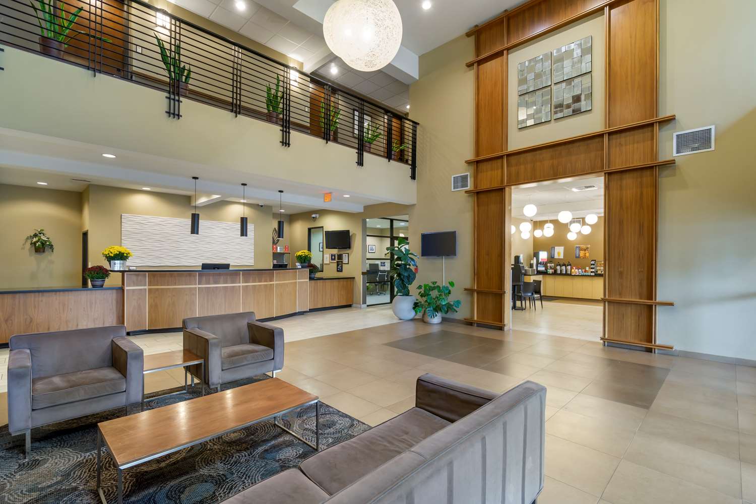 Best Western Plus Lacey Inn & Suites 2/9