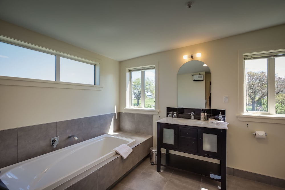 Park, King Bed, Sofa، PEN-Y-BRYN LODGE 10/10