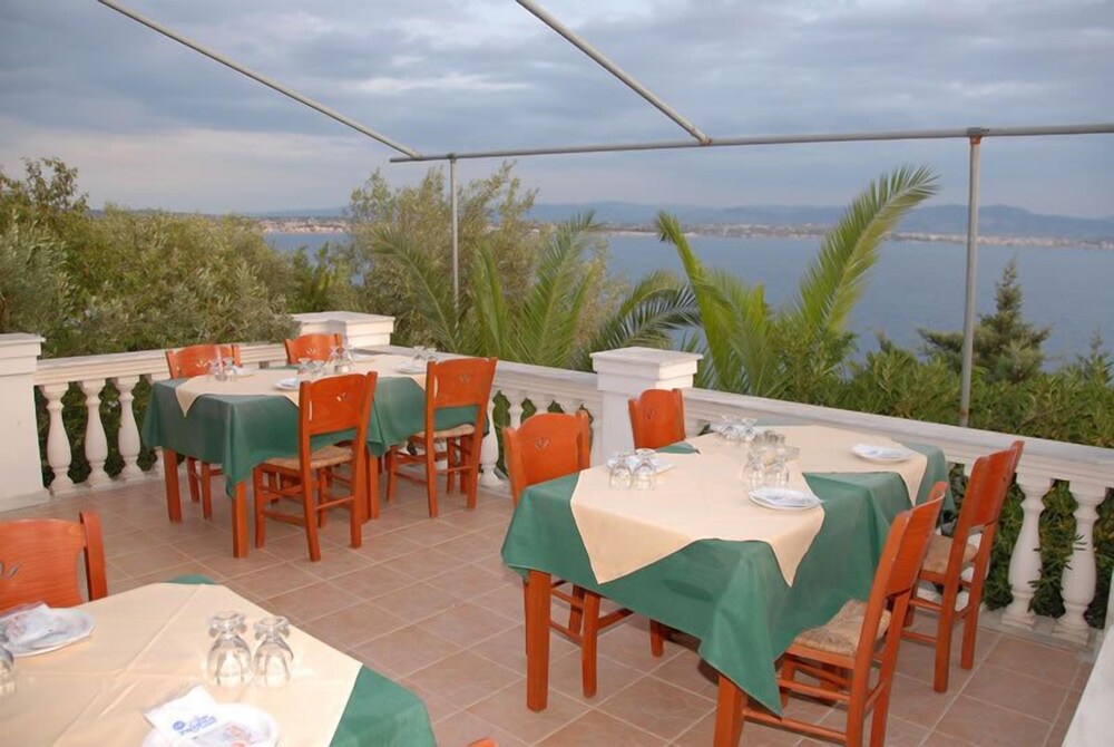 Pappas Loutraki 39/66