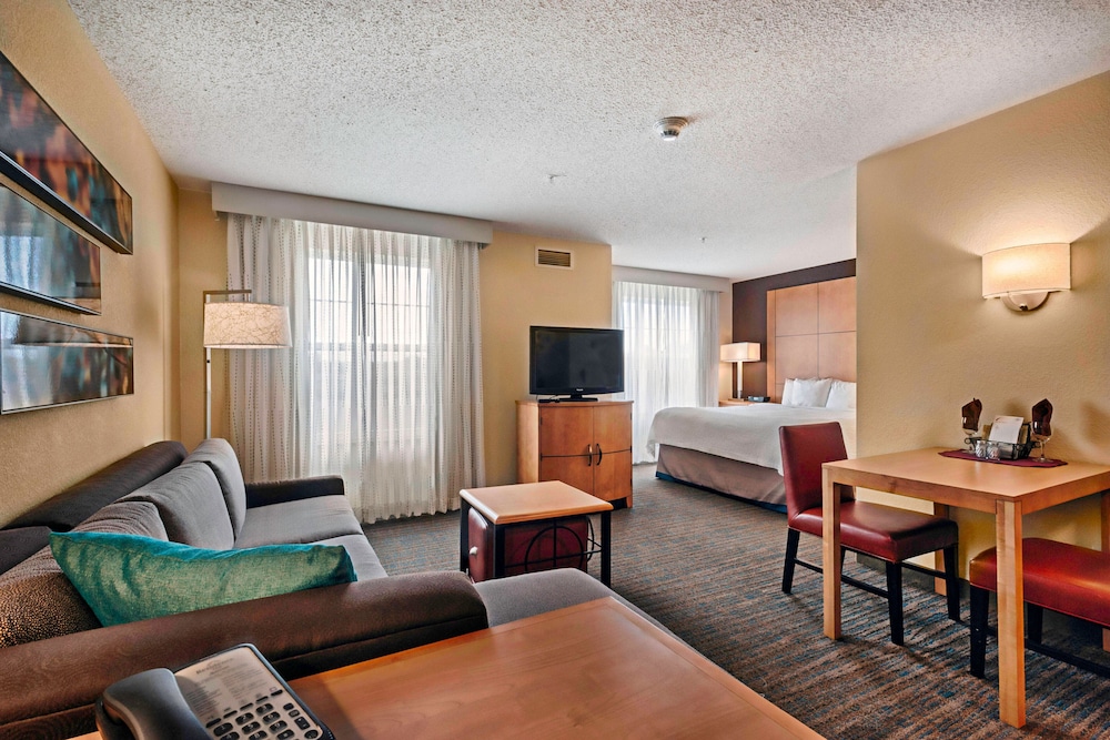 Residence Inn Mt Laurel At Bishop S Gate 16/40