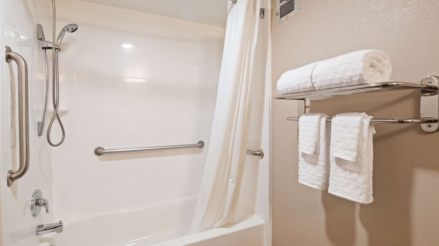 غرفة بسرير كوين لذوي الإعاقة، Best Western Annapolis 3/3