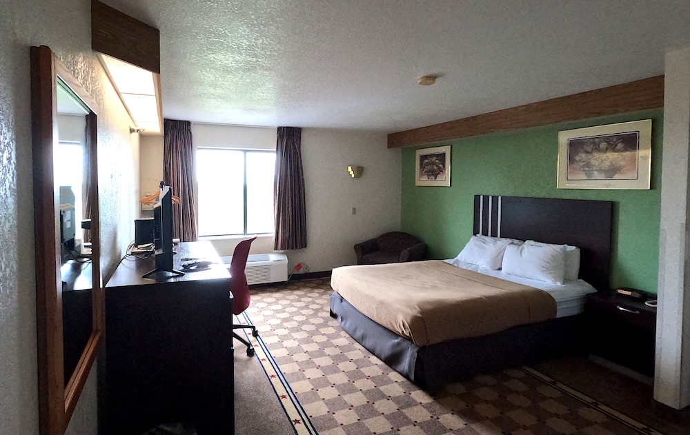 Pleasant stay Inn and Suites Brooklyn 7/18