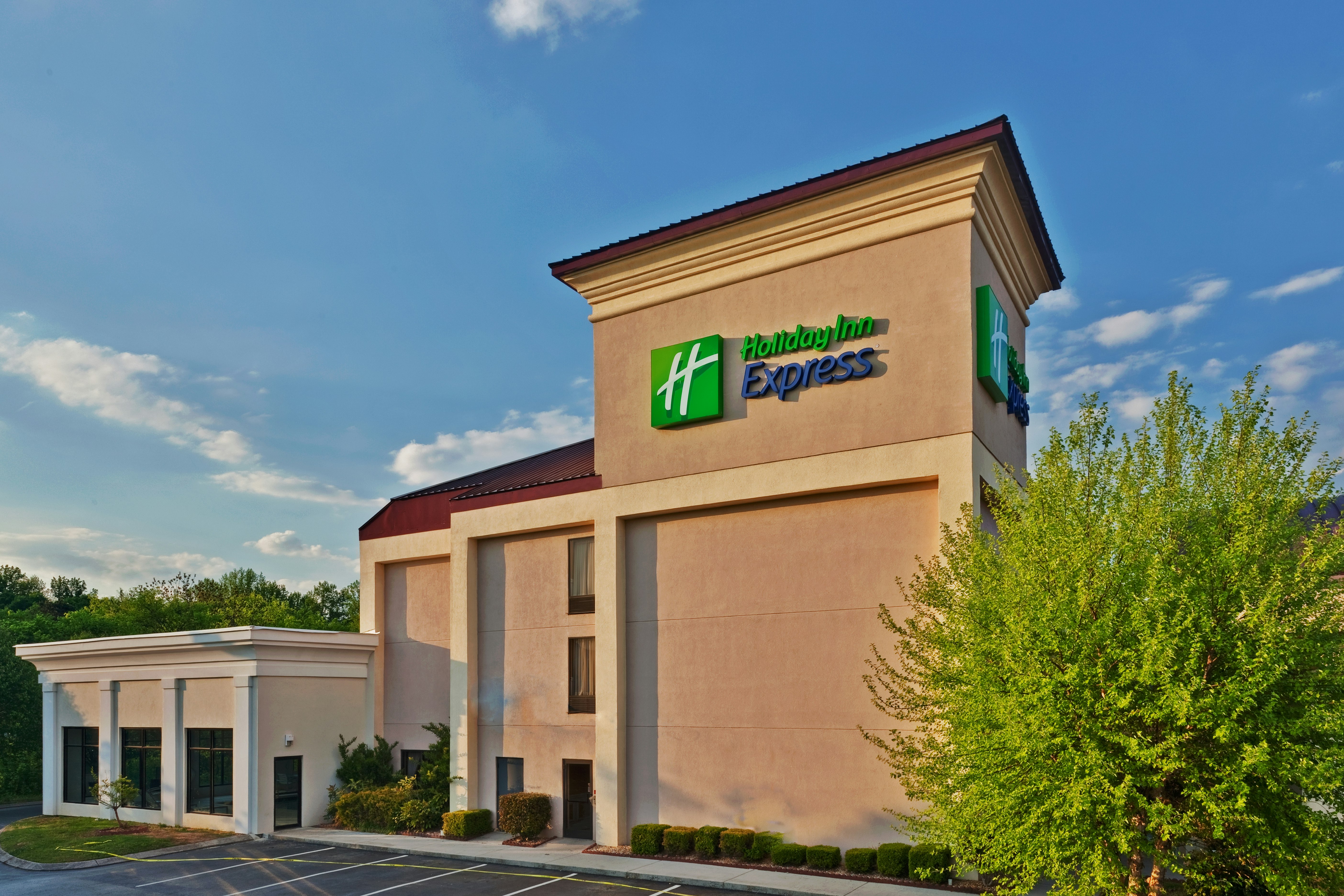 Holiday Inn Express Ringgold 2/44