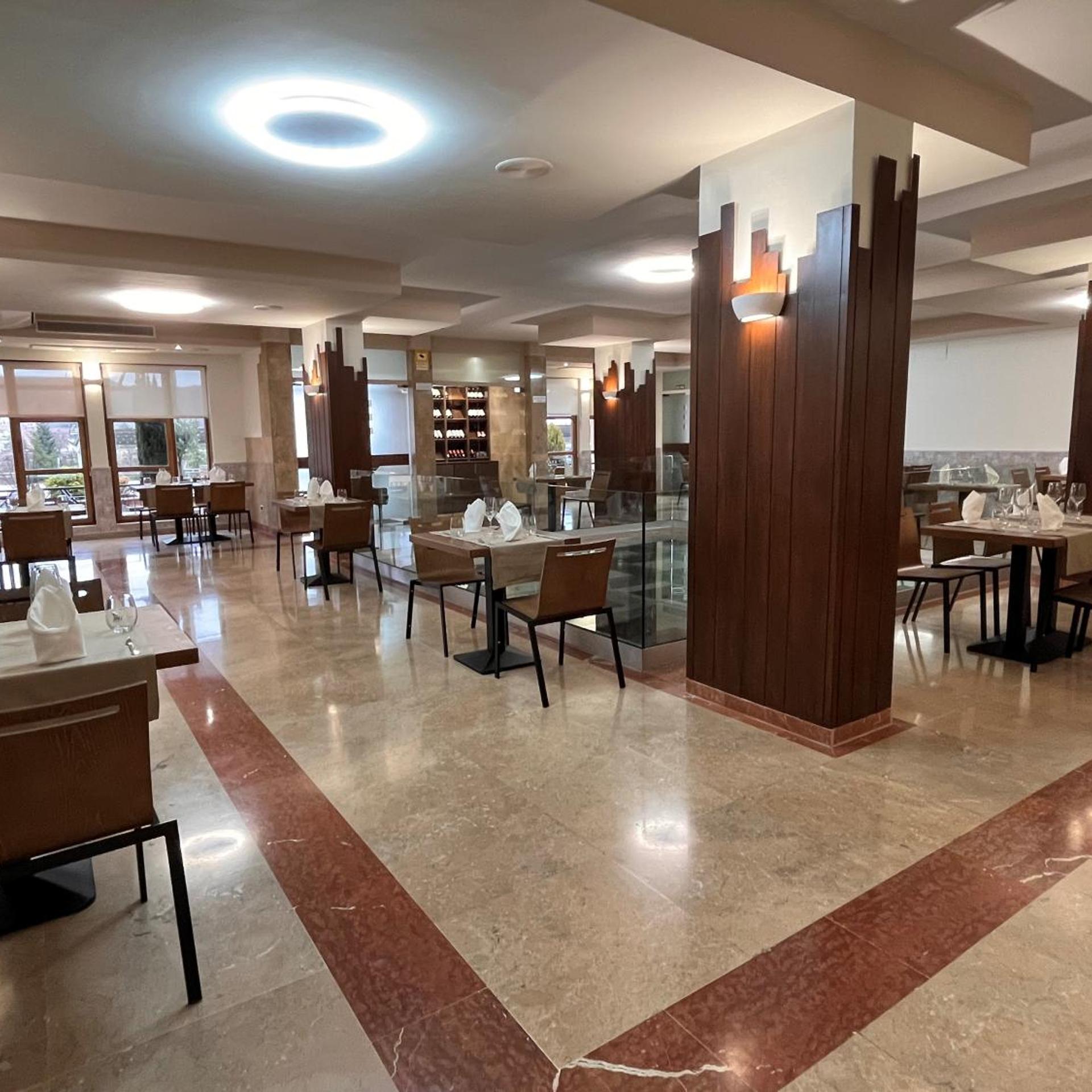 Hotel Spa Rio Ucero 46/58
