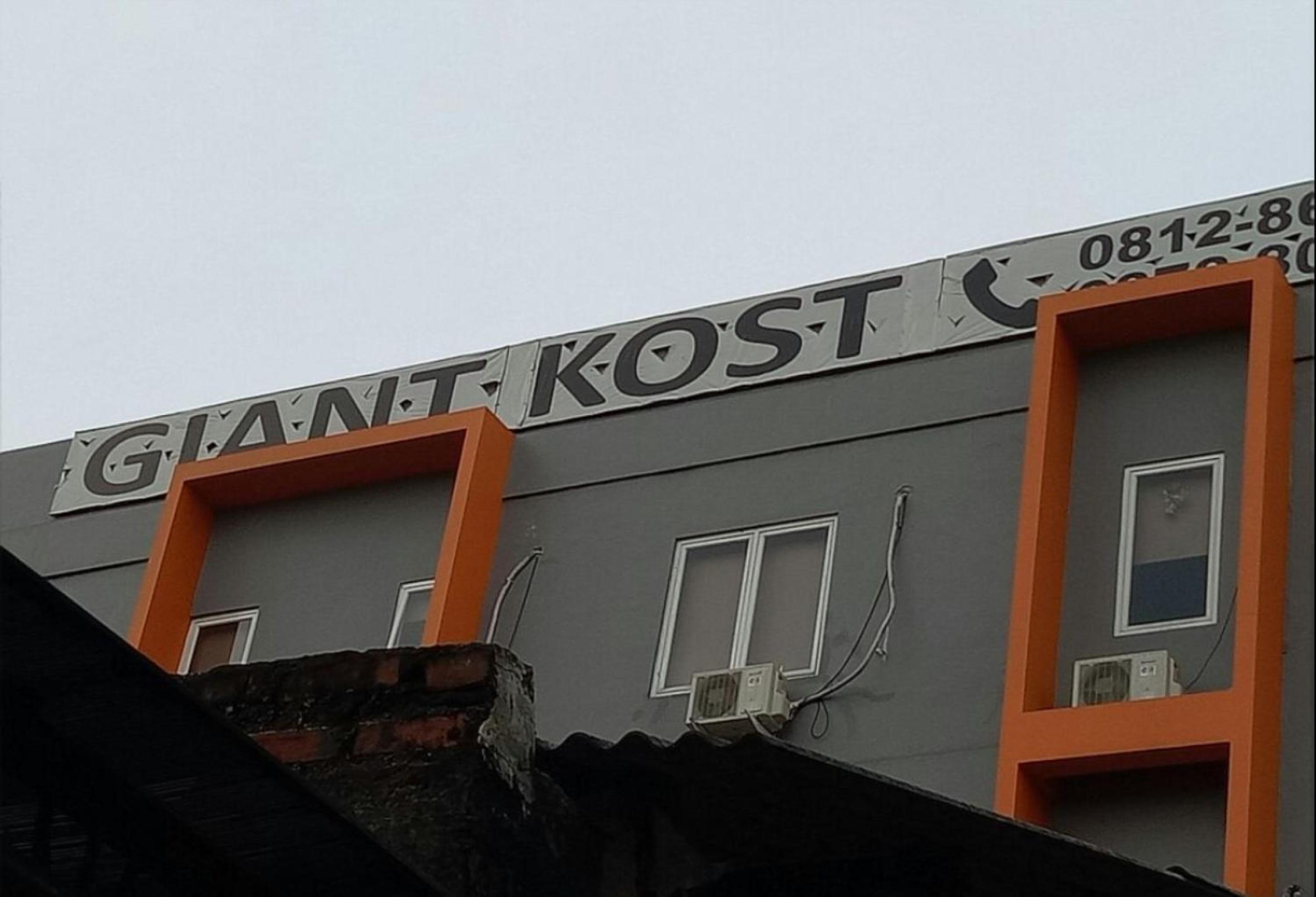 Giant Kost by ZUZU 4/46