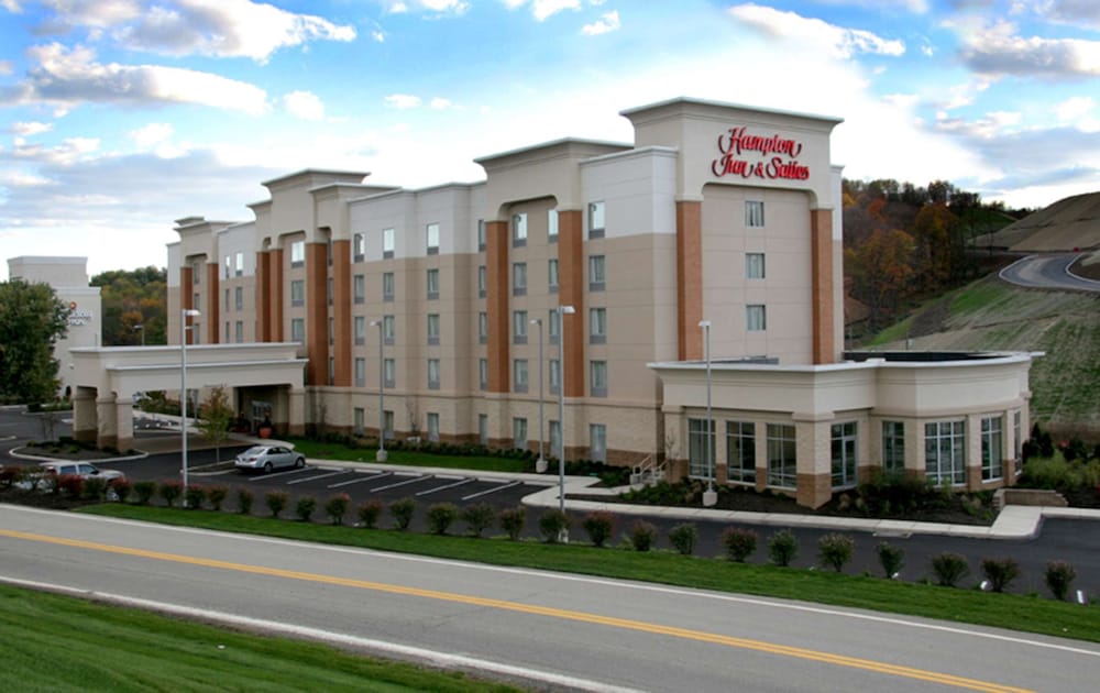 Hampton Inn and Suites Pittsburgh Meadow Lands in WASHINGTON - PA