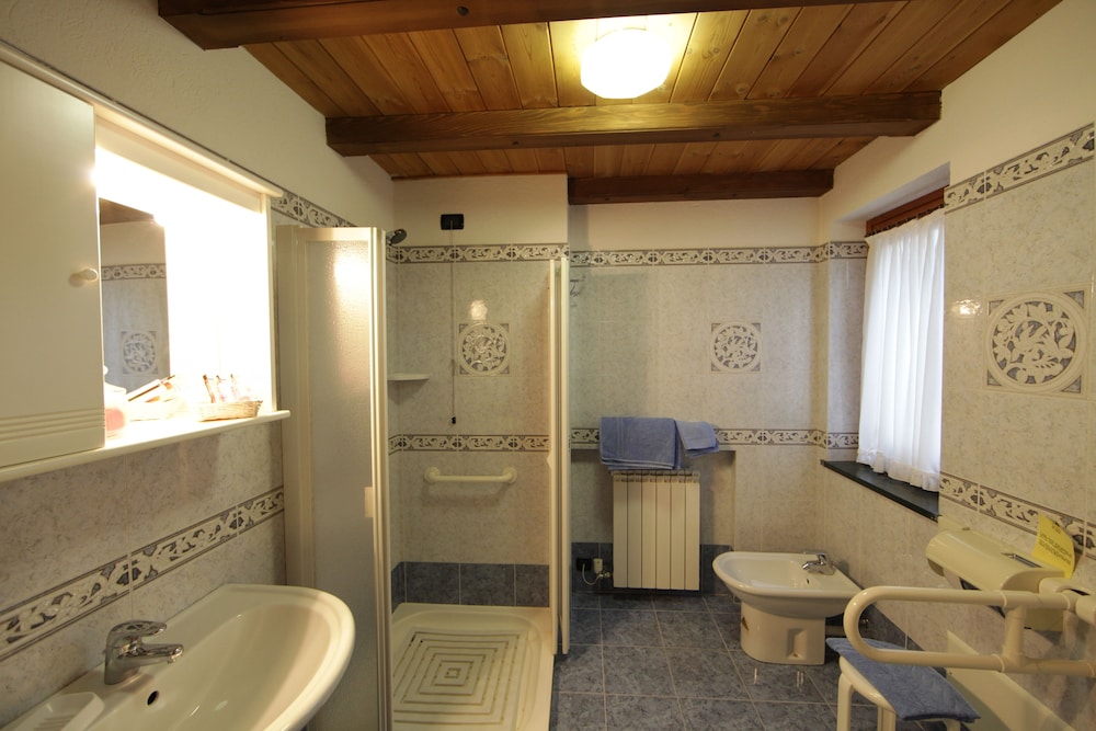 Hotel Santa San 69/69