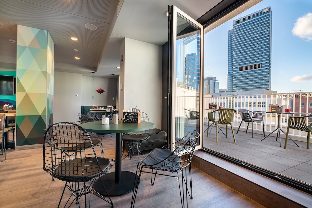 Holiday Inn - the niu, Charly Frankfurt City by IHG 46/56