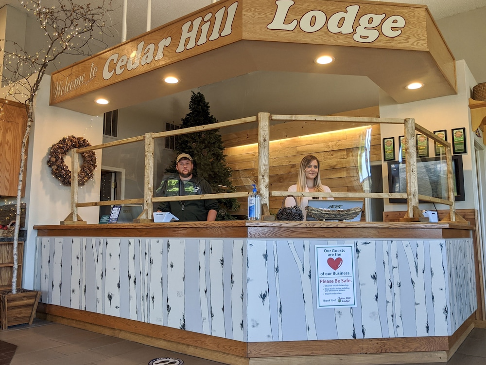 Cedar Hill Lodge 7/64