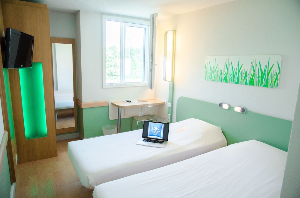 IBIS BUDGET AEROPORT LE BOURGET GARONOR 12/41