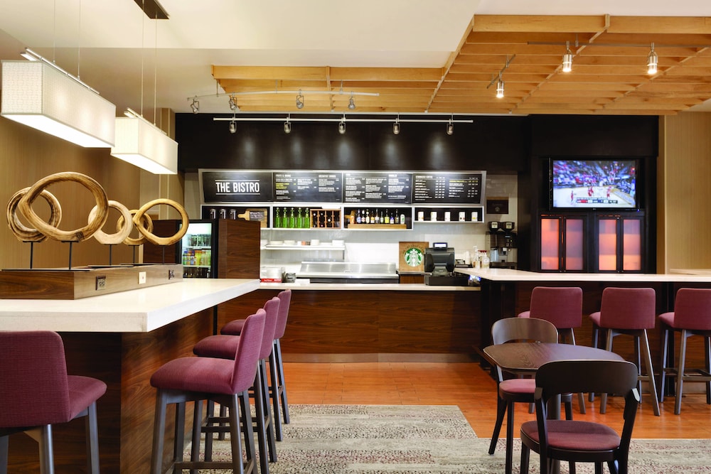 Courtyard by Marriott Charlotte Airport North 31/39