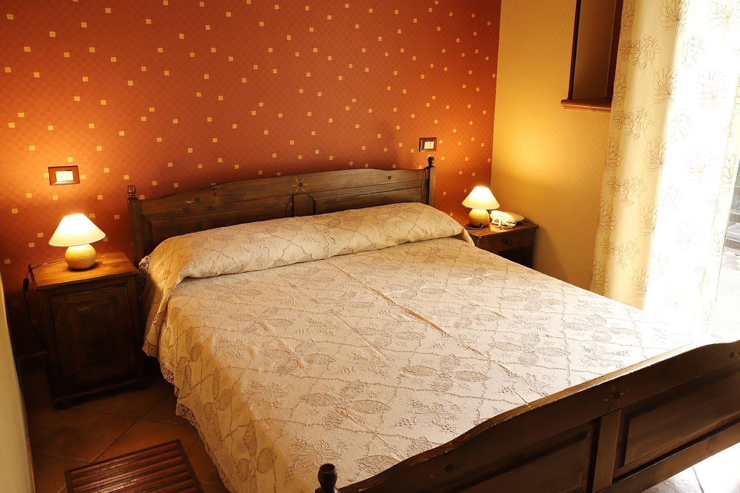 Room, Double or Twin Bed