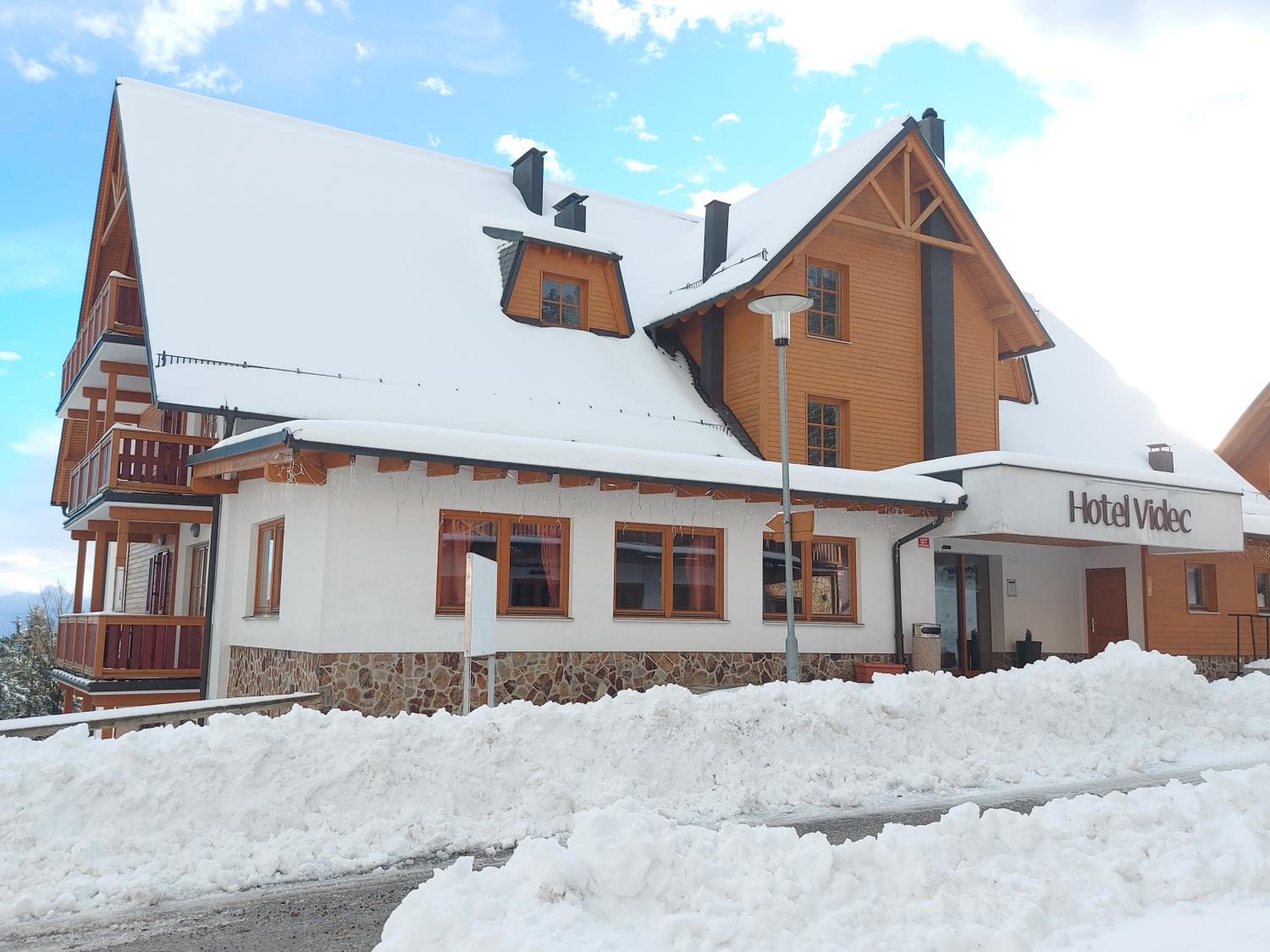 HOTEL VIDEC 2/50
