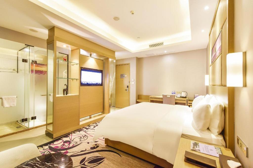 Lavande Hotel (Shenzhen Airport New Terminal) 45/46