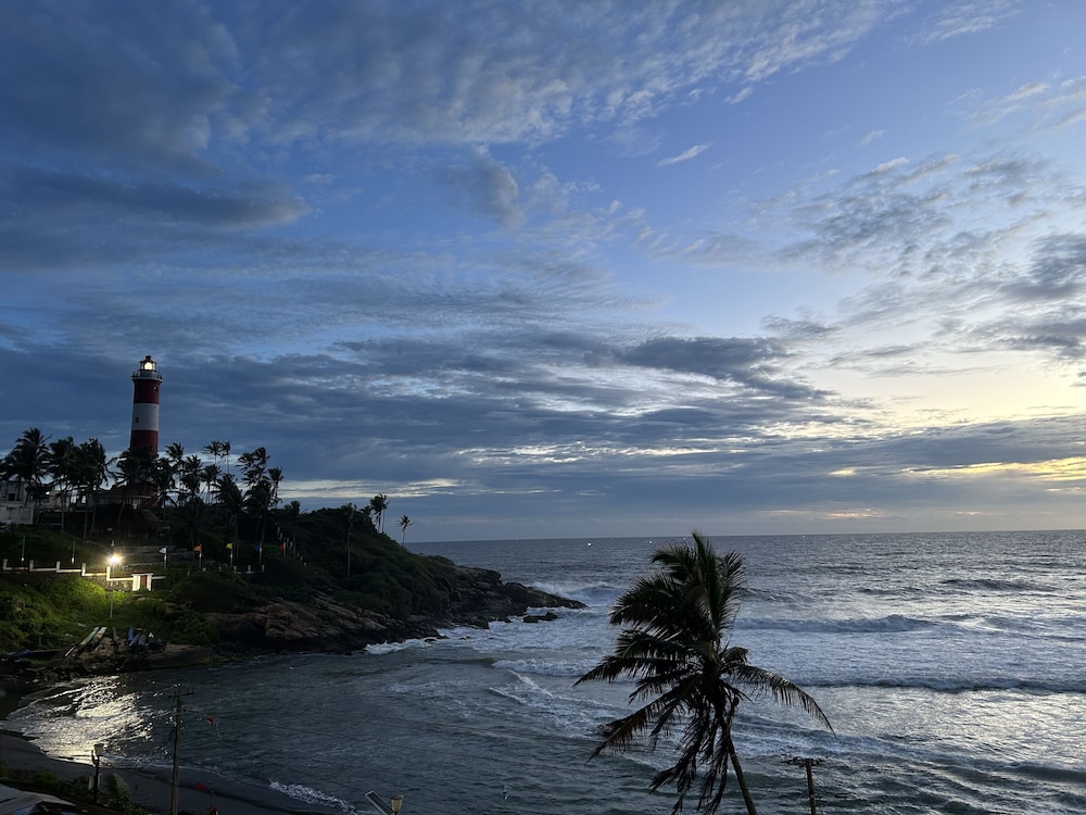 The Ocean Park Beach Resort 32/45
