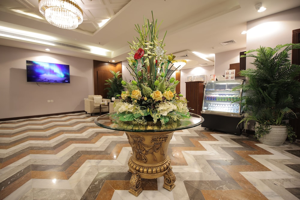 Laten Suites Al Salim Plaza 45/55