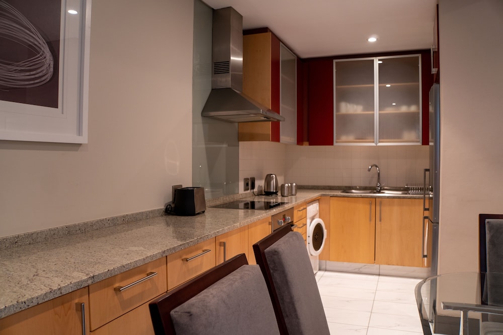 The Raphael Penthouse Suites 68/74