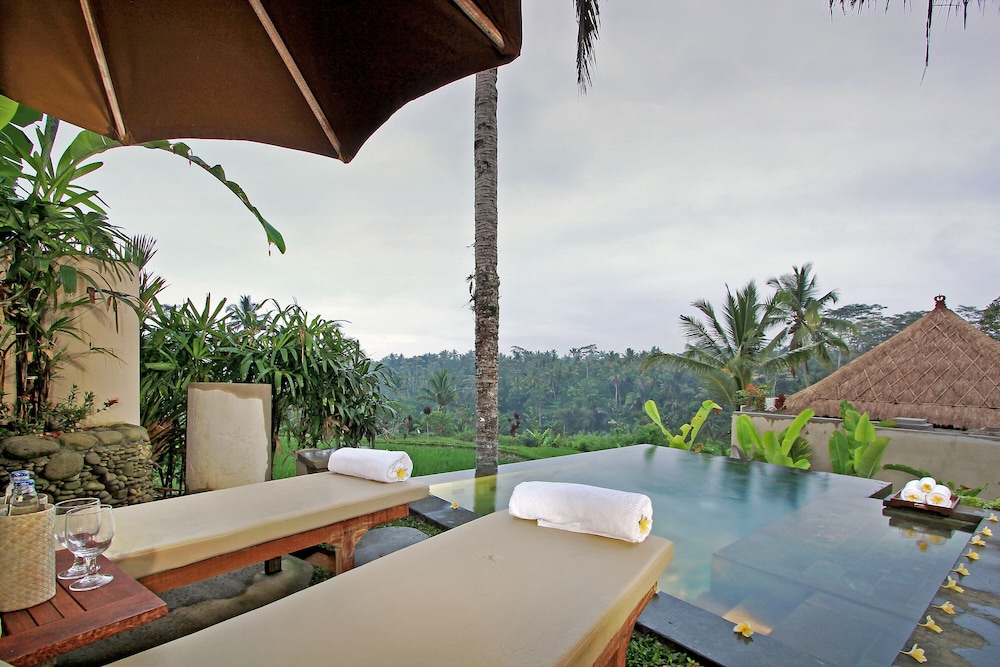 Puri Gangga Resort photo4