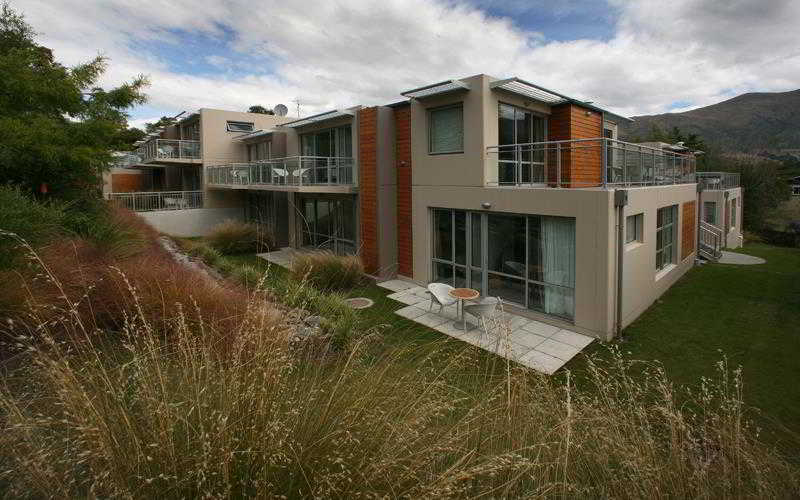 Belvedere Apartments 2/15