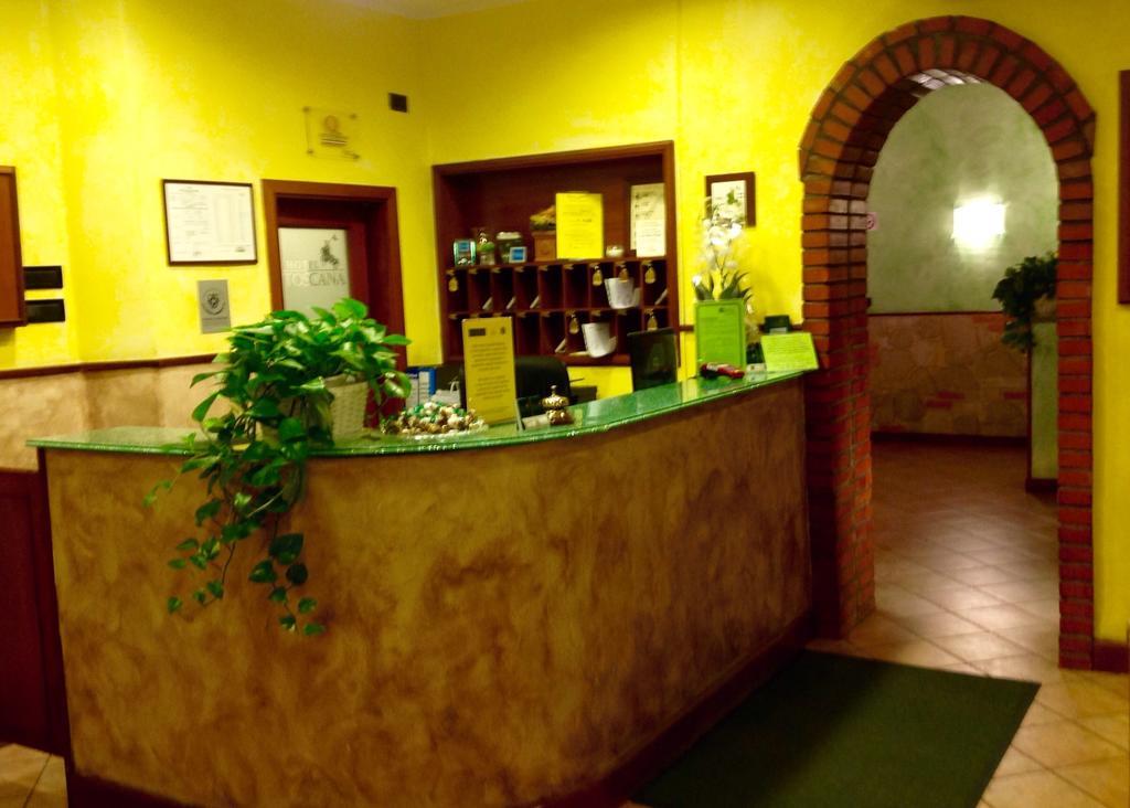 Hotel Toscana 8/25