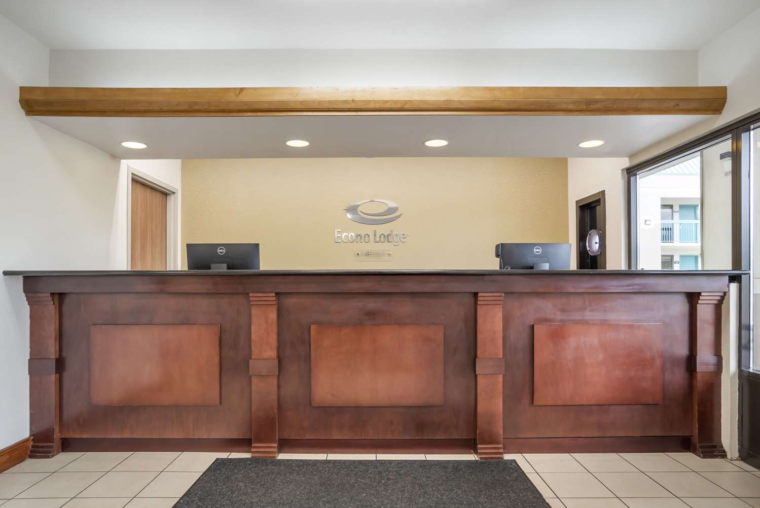 Econo Lodge Moss Point - Pascagoula 4/29