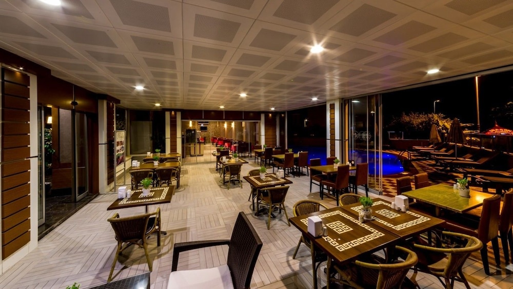 Ketenci Hotel 27/33