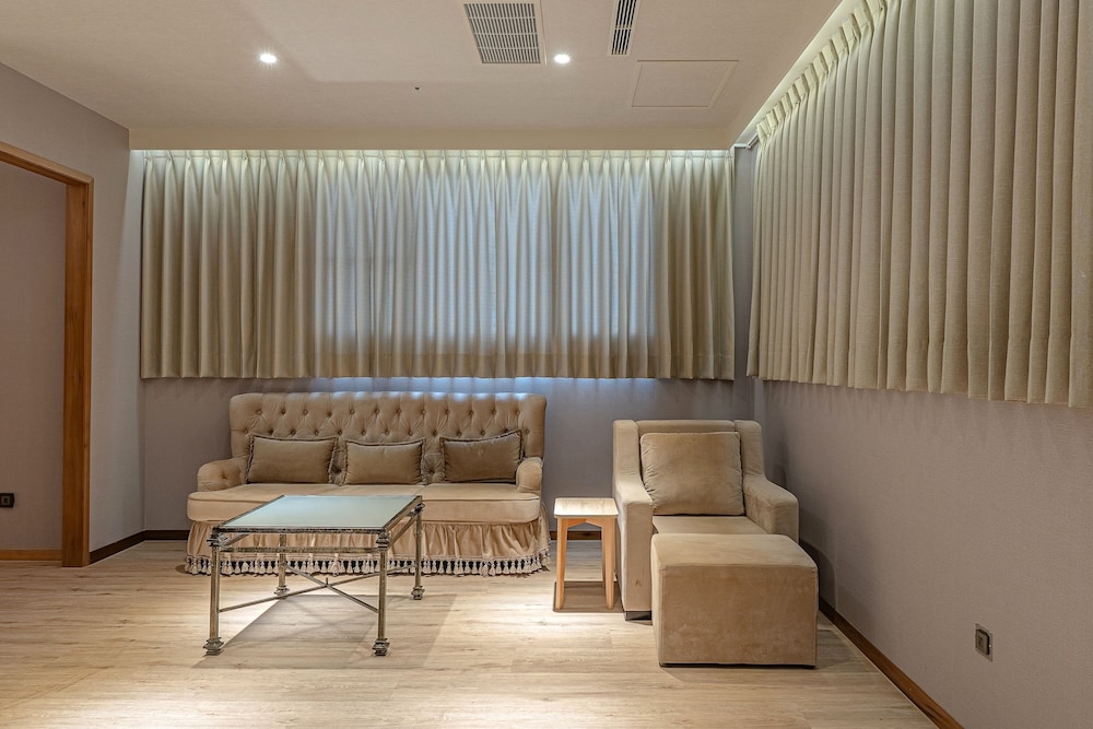 CHECK inn Select Tainan YongKang 43/60