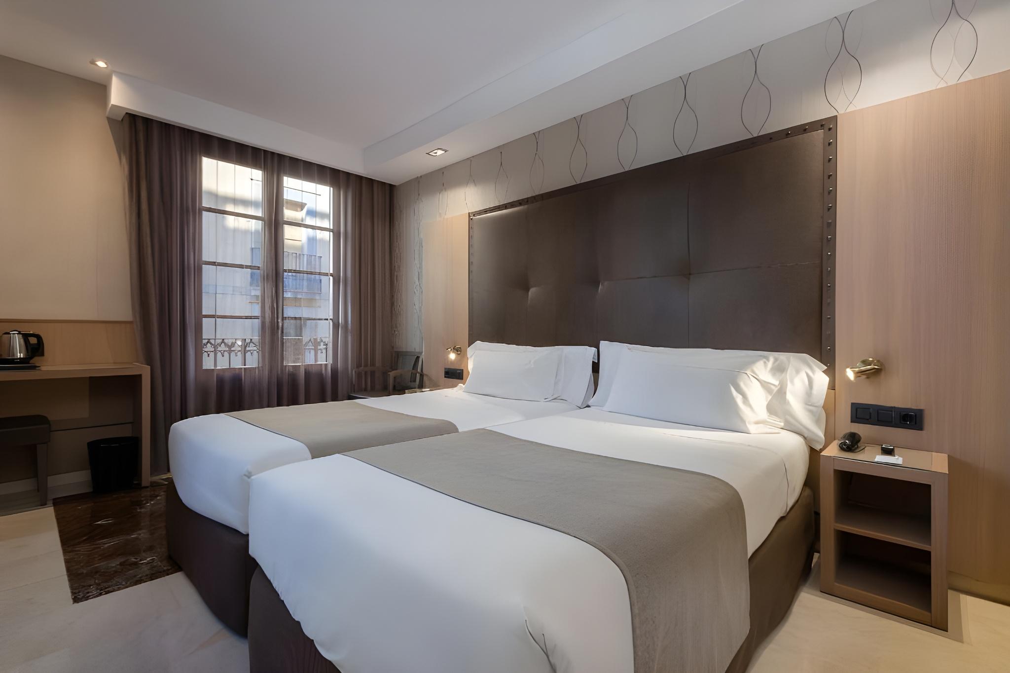 Room, Triple, Double or Twin Bed, with Extra Bed
