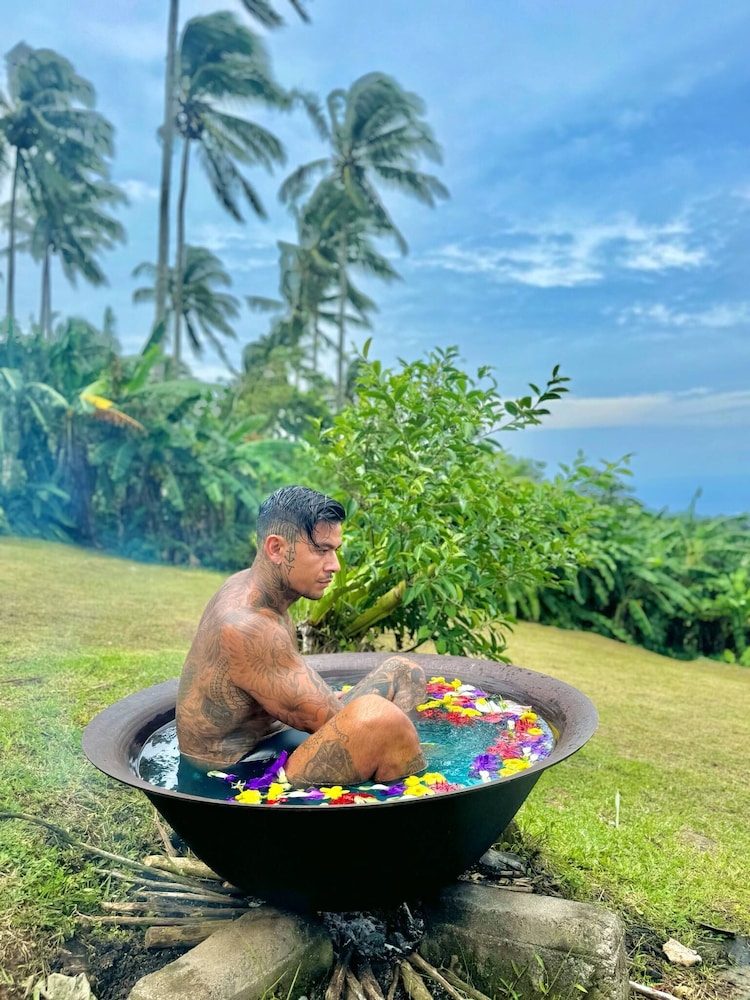 Bintana Sa Paraiso Binunsaran 27/50