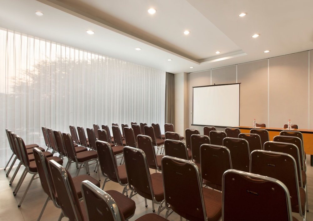 Hotel Amaris Darmo 32/40