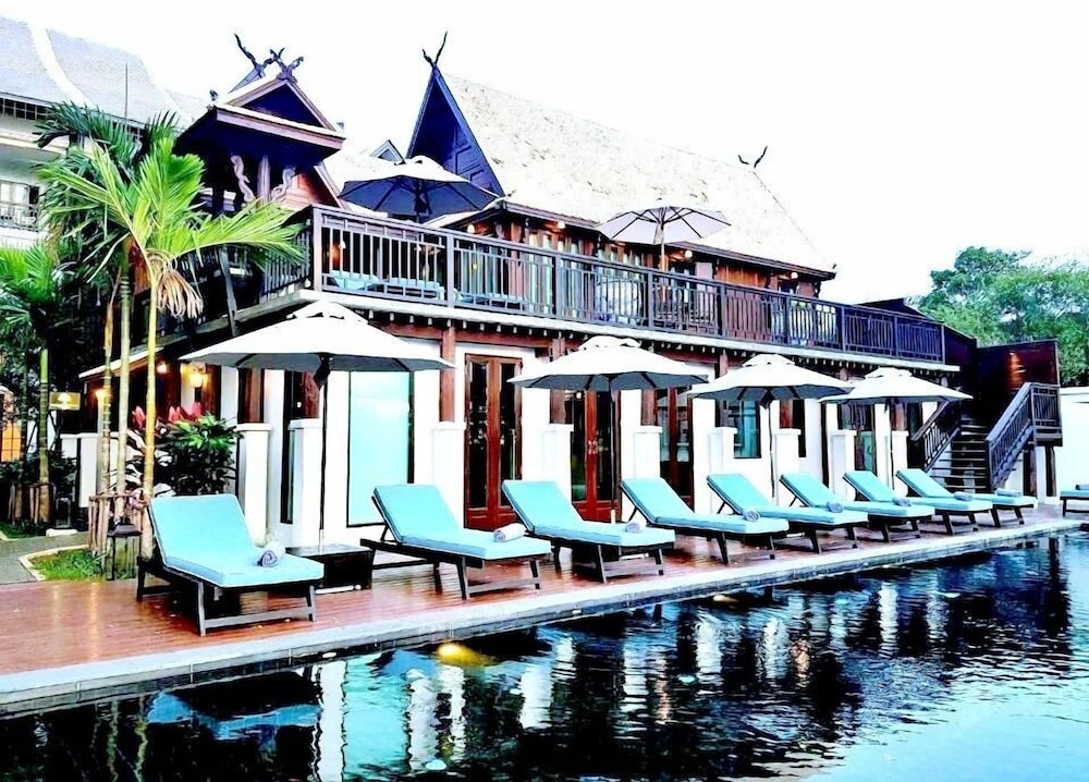 Buri Sriping Resort Hotel and Spa 4/48