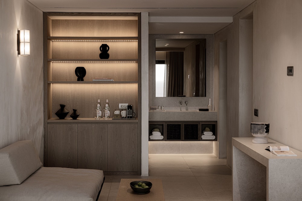Enigma Mykonos Hideaway Suites 48/50
