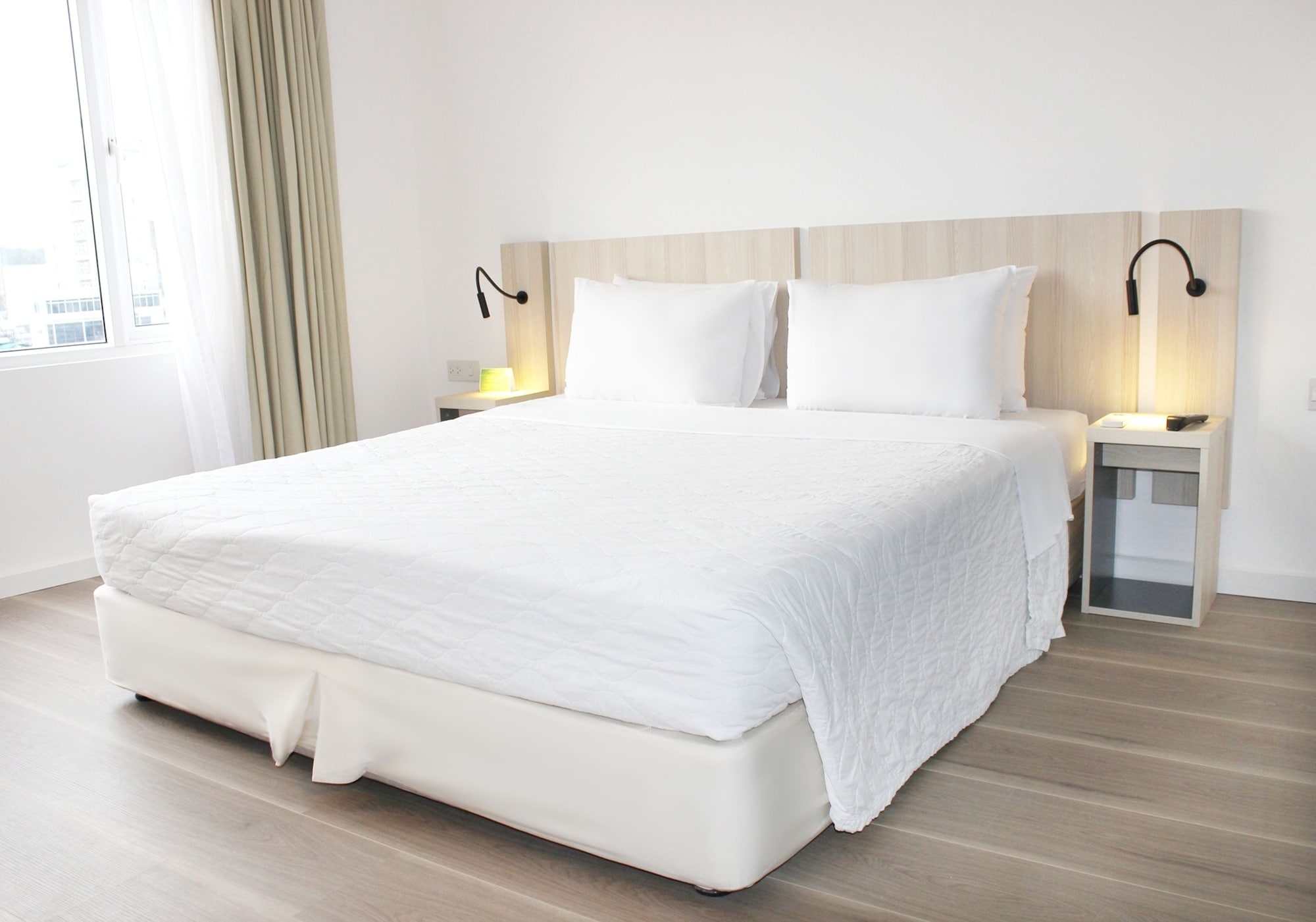 Deluxe, Executive, Twin Beds, Liberty Hotel Saigon Greenview 8/10