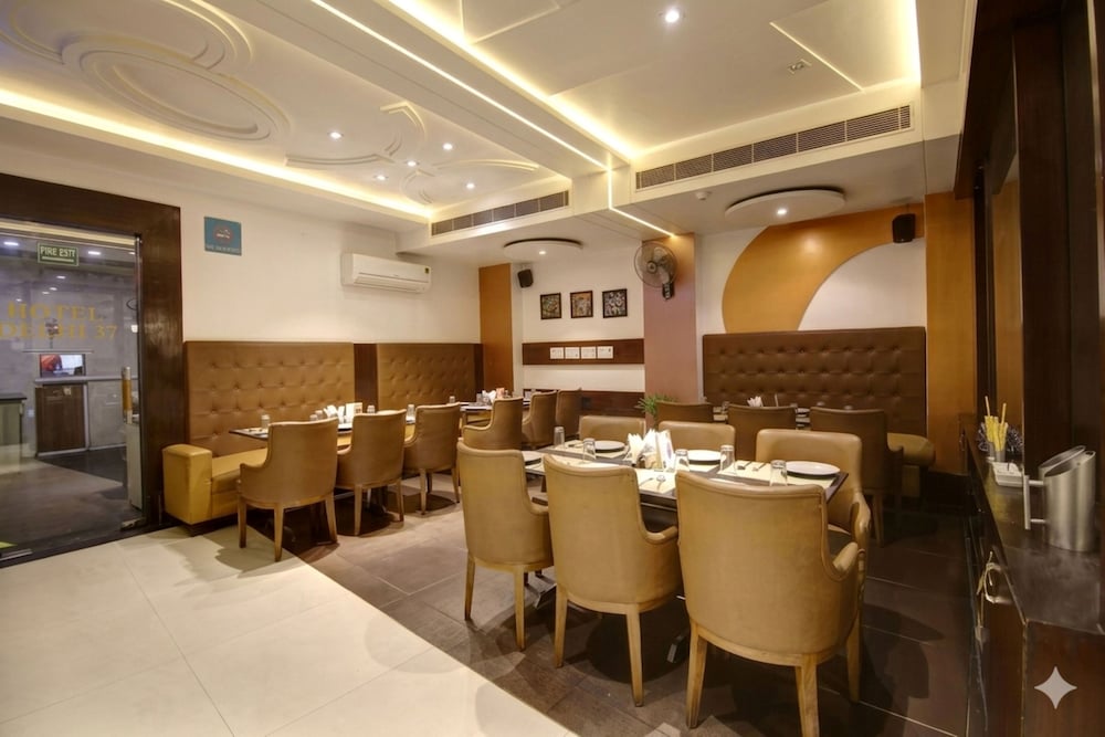 Oyo 12982 Hotel Oris International 45/50