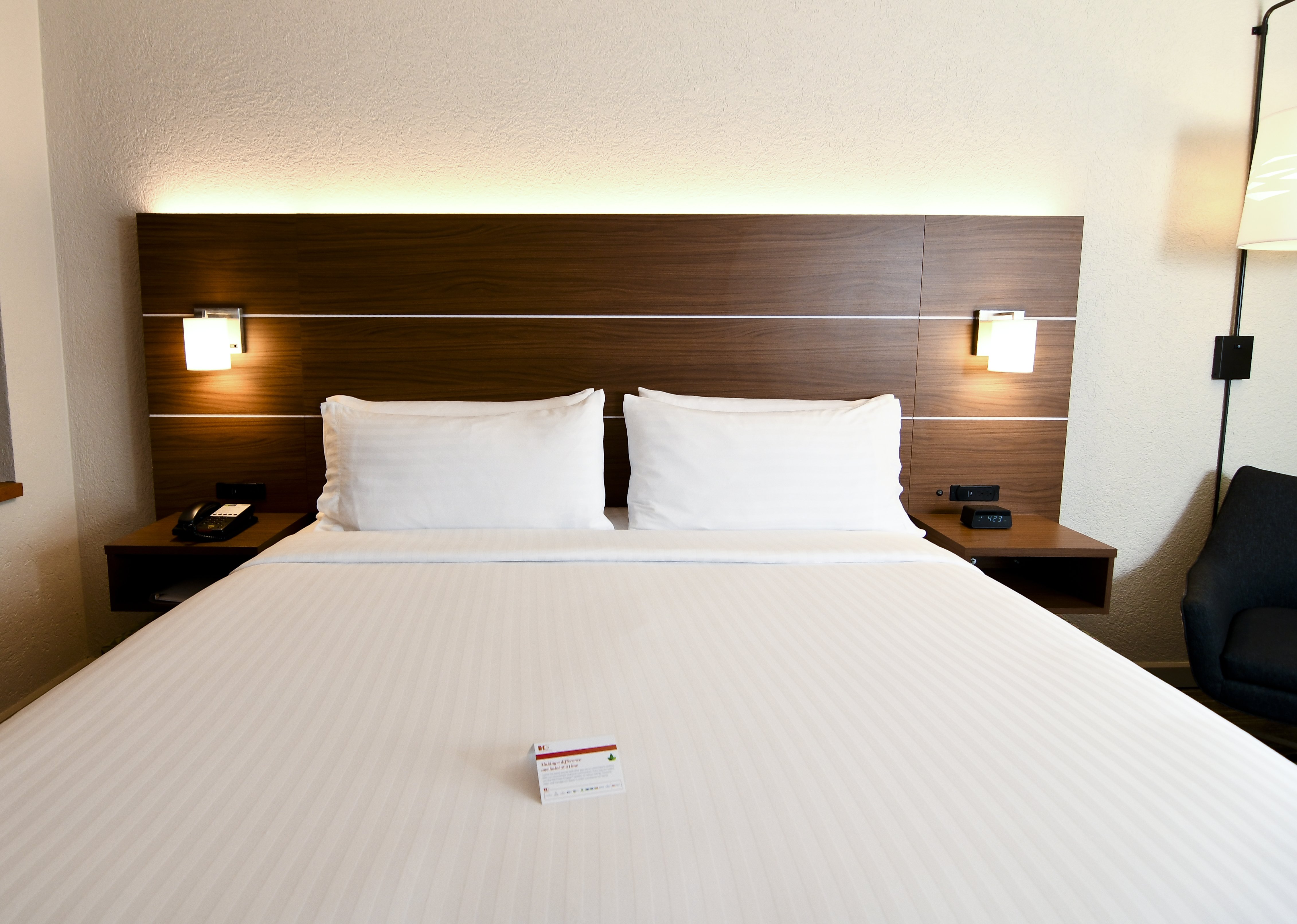 جناح بسرير كينج، Holiday Inn Express Hotel And Suites Port Clinton Catawba Island 2/10