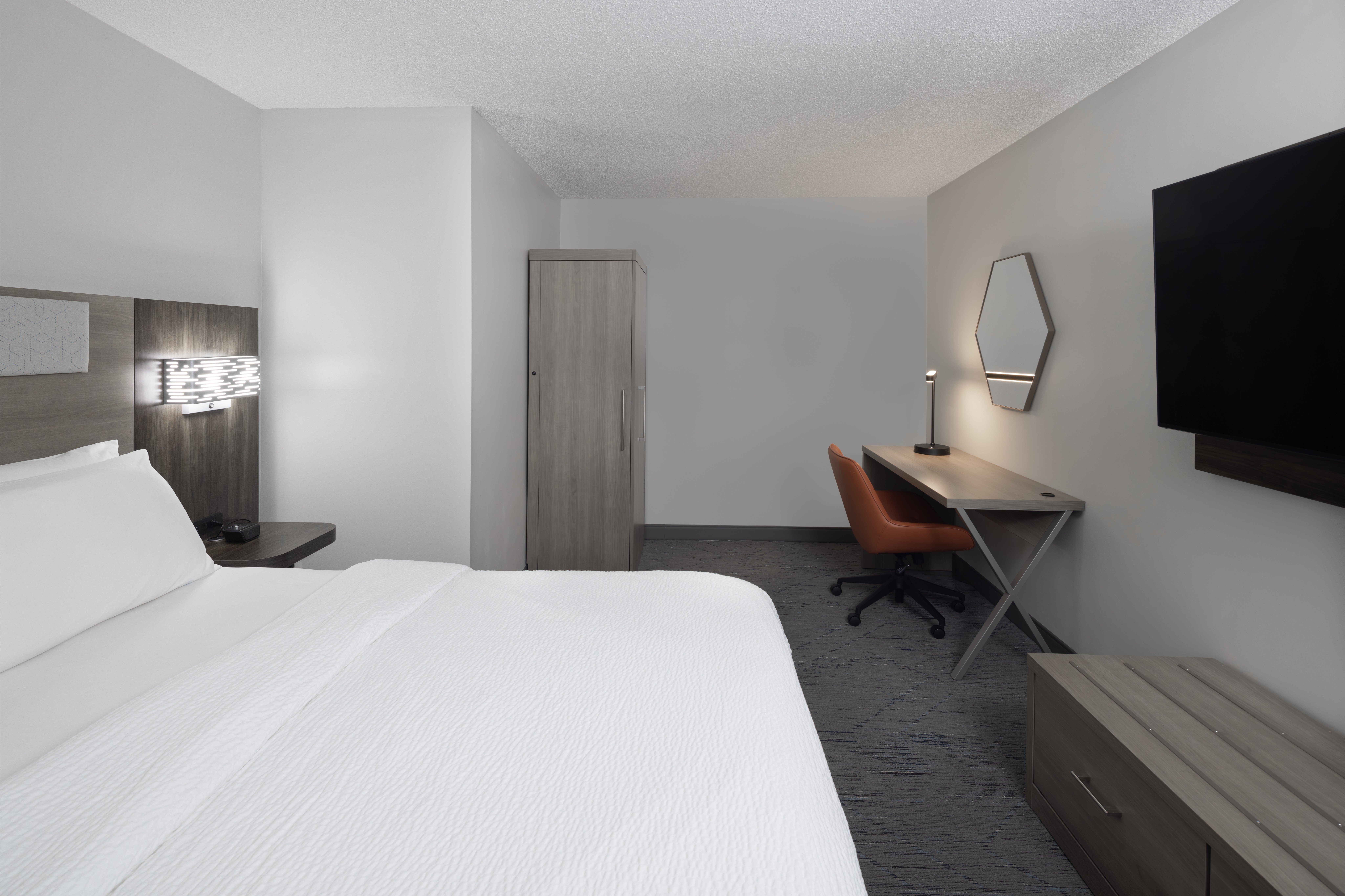 Suite, King Bed