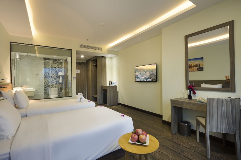 Xavia Hotel 13/72
