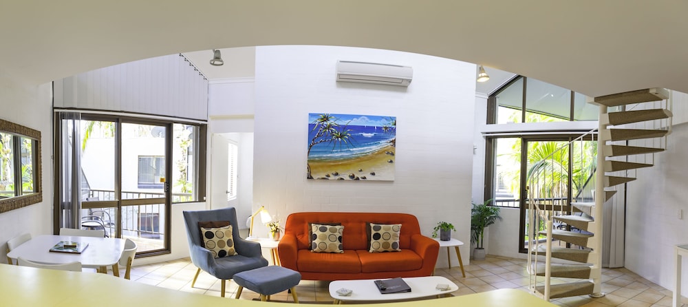 Ocean Breeze Resort 55/77