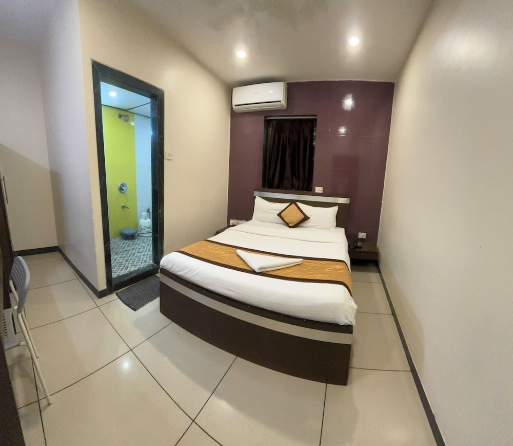 Hotel Sunshine 33/58
